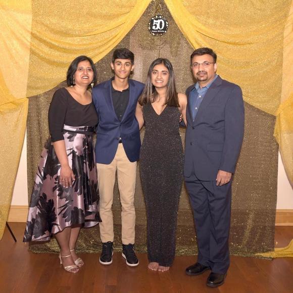 Meet your Posher, Sonia - Picture 1 of 1